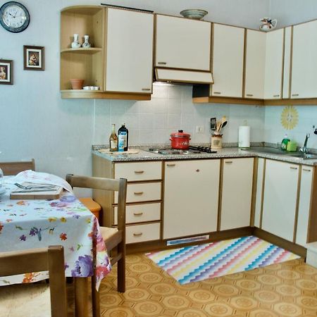 Al Sole Di Tss' - Cozy Apartment A 20 Metri Dal Lago Di Caldonazzo - Perfetto Per Coppie A Calceranica Al Lago Bagian luar foto